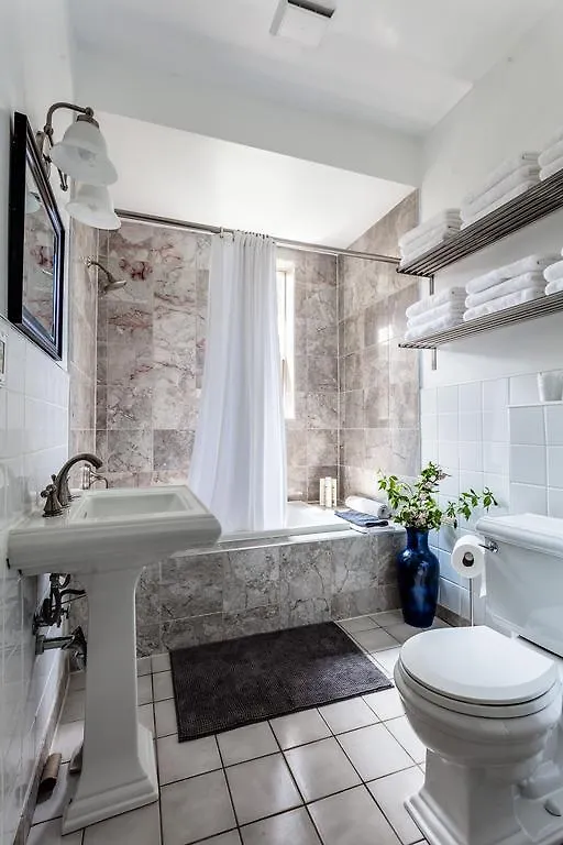 Dunn House Bed And Breakfast Toronto 0*,  Canada