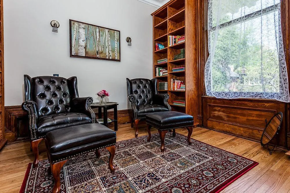 Holiday home Dunn House Bed And Breakfast Toronto Canada