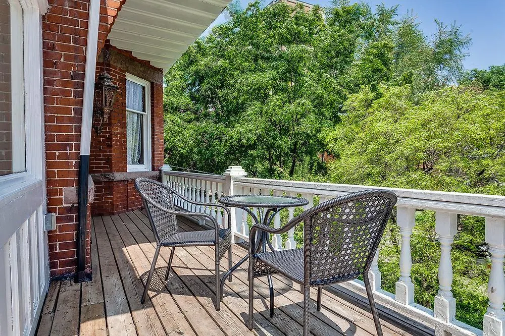 Dunn House Bed And Breakfast Toronto Holiday home